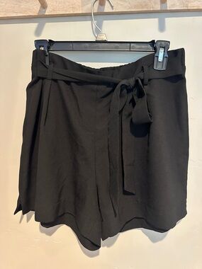 High-Waist Black Tie-Belt Women’s Shorts